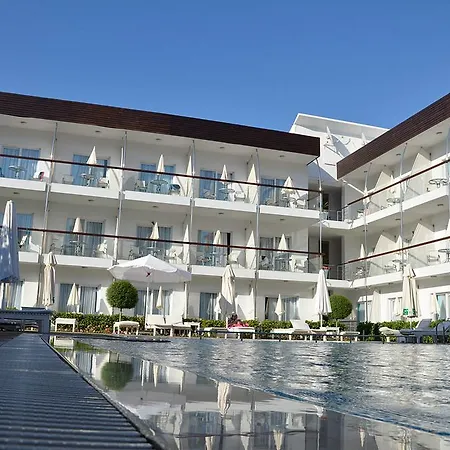 Hotel Yeni 3*