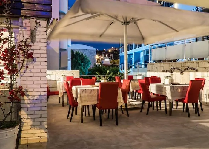 Yeni Ξενοδοχείο