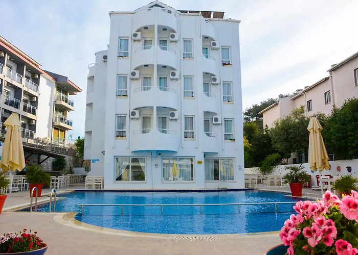 Ξενοδοχείο Yeni 3*